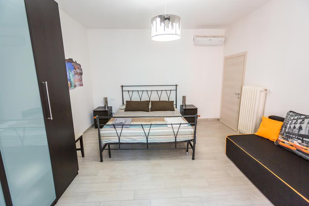 Bologna Butterfly Apartment Lippo Exterior foto